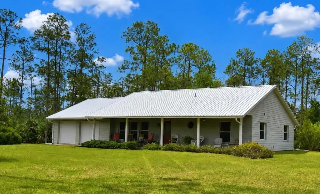 32801 Hwy 441 N Okeechobee FL 34972