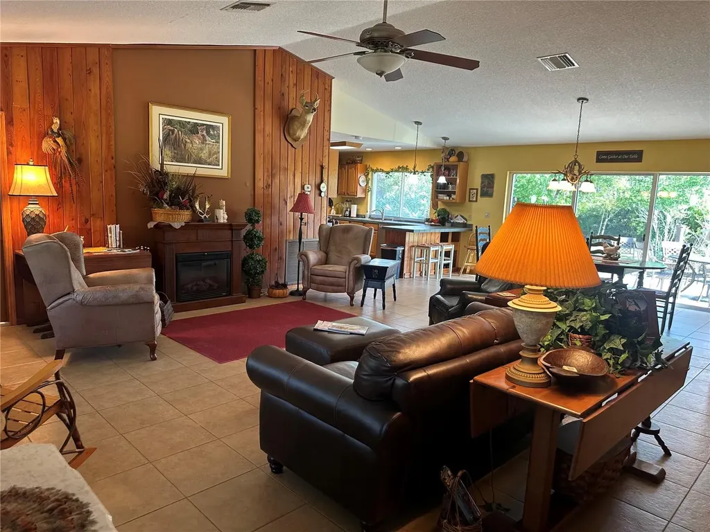 32801 Highway 441 N Okeechobee FL 34972