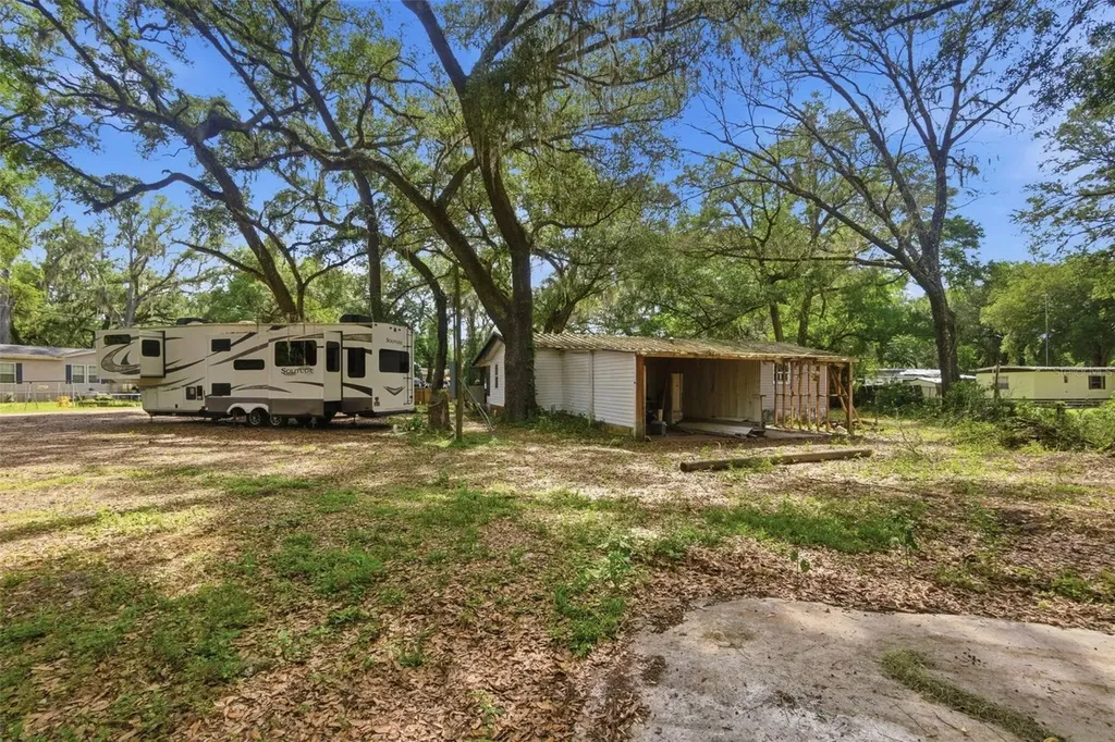 6945 NE 5th Place Ocala FL 34470