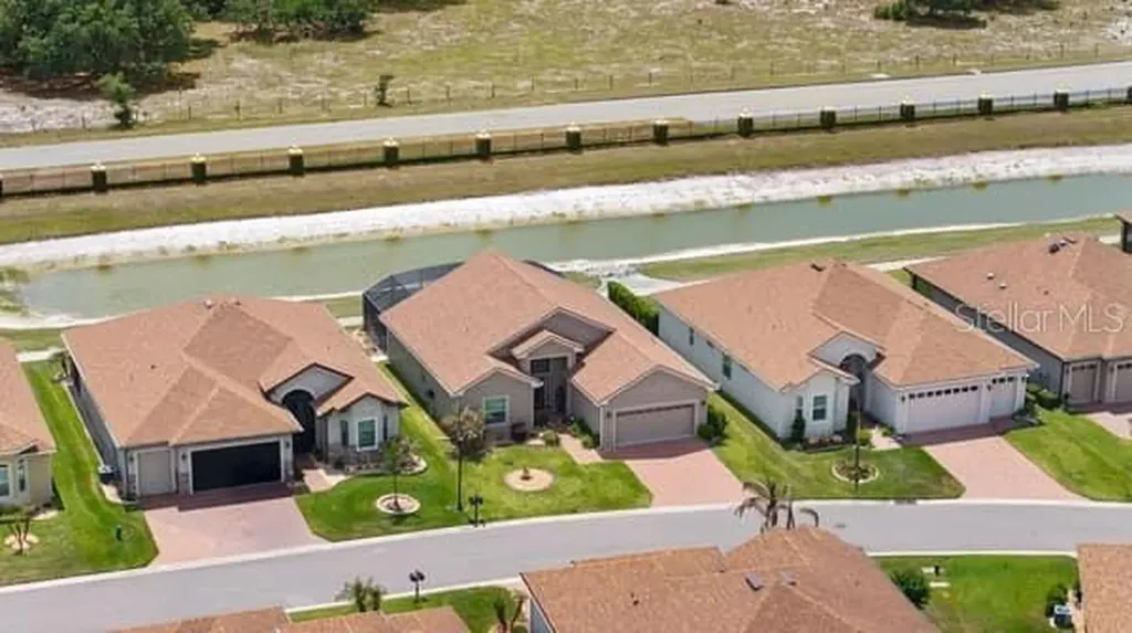 1108 Sawgrass Drive Winter Haven FL 33884