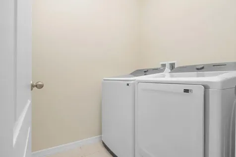 566 Pawnee Court Haines City FL 33844