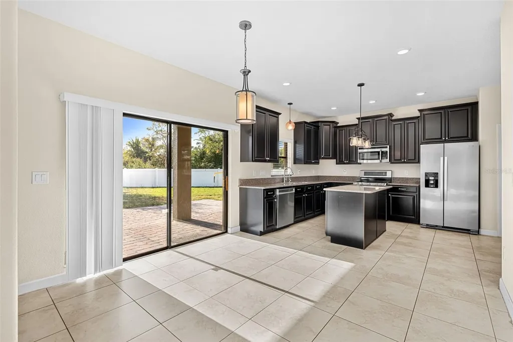 4306 Biscayne Cove Court Kissimmee FL 34744