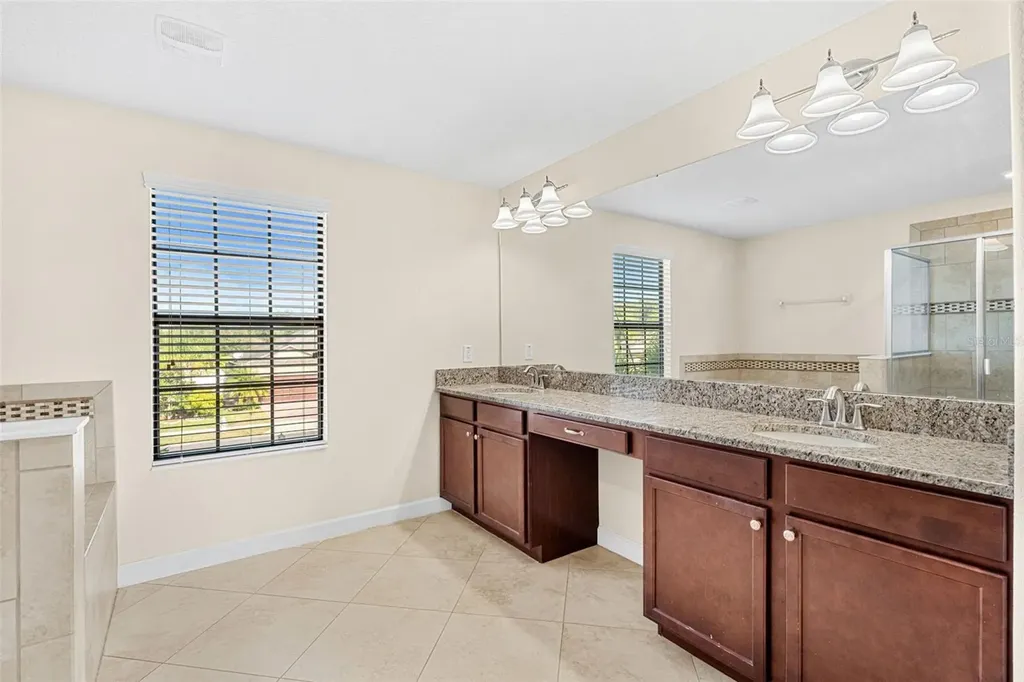 4306 Biscayne Cove Court Kissimmee FL 34744