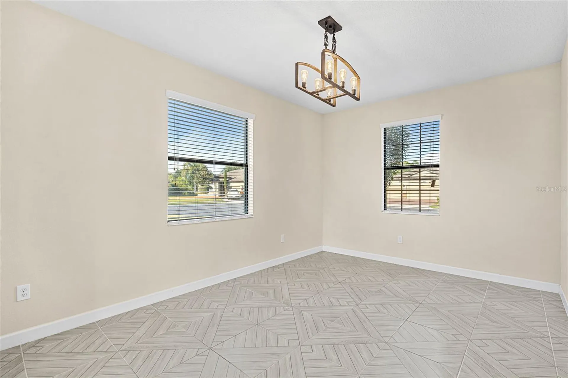 4306 Biscayne Cove Court Kissimmee FL 34744