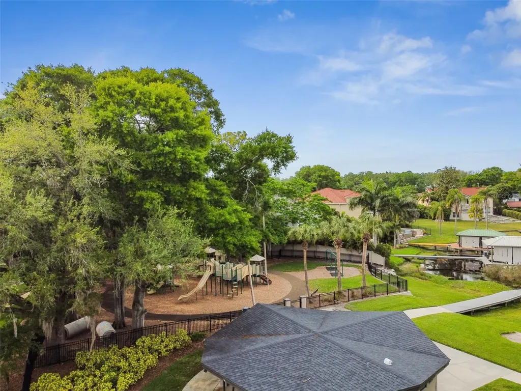10916 Carrollwood Drive Tampa FL 33618