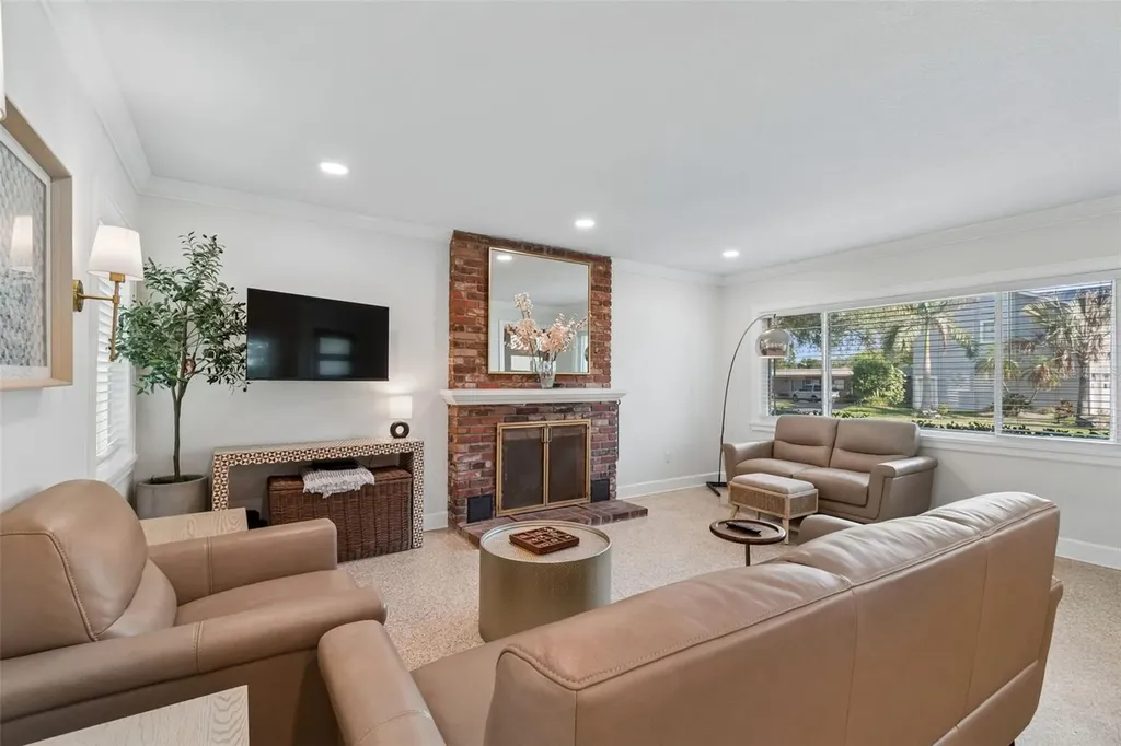 10916 Carrollwood Drive Tampa FL 33618