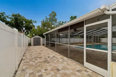 10916 Carrollwood Drive Tampa FL 33618