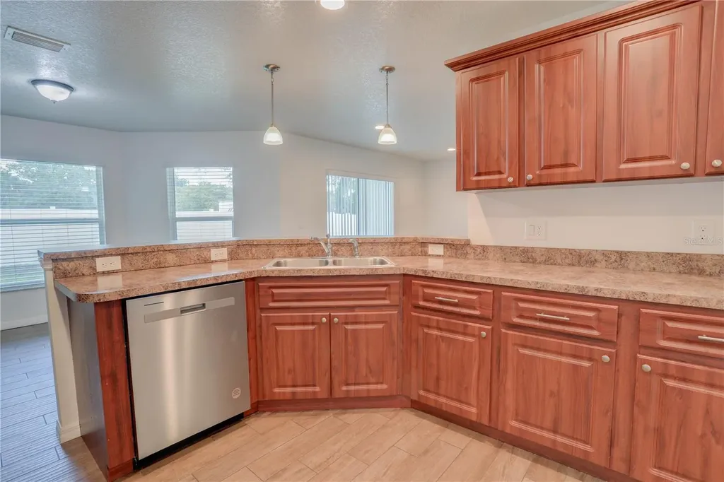 305 Prince Street Orlando FL 32809