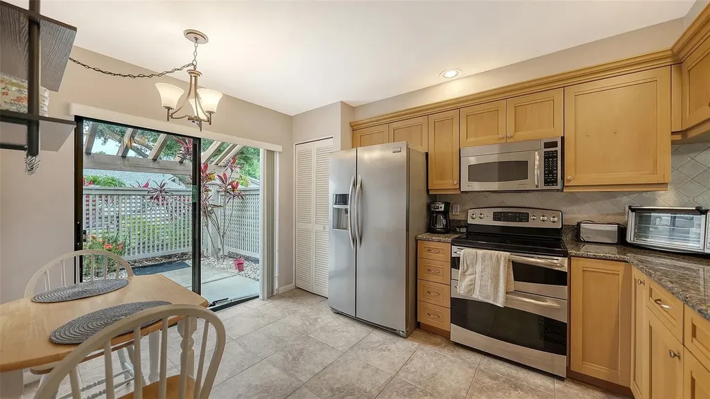 4581 Kingsmere Sarasota FL 34235