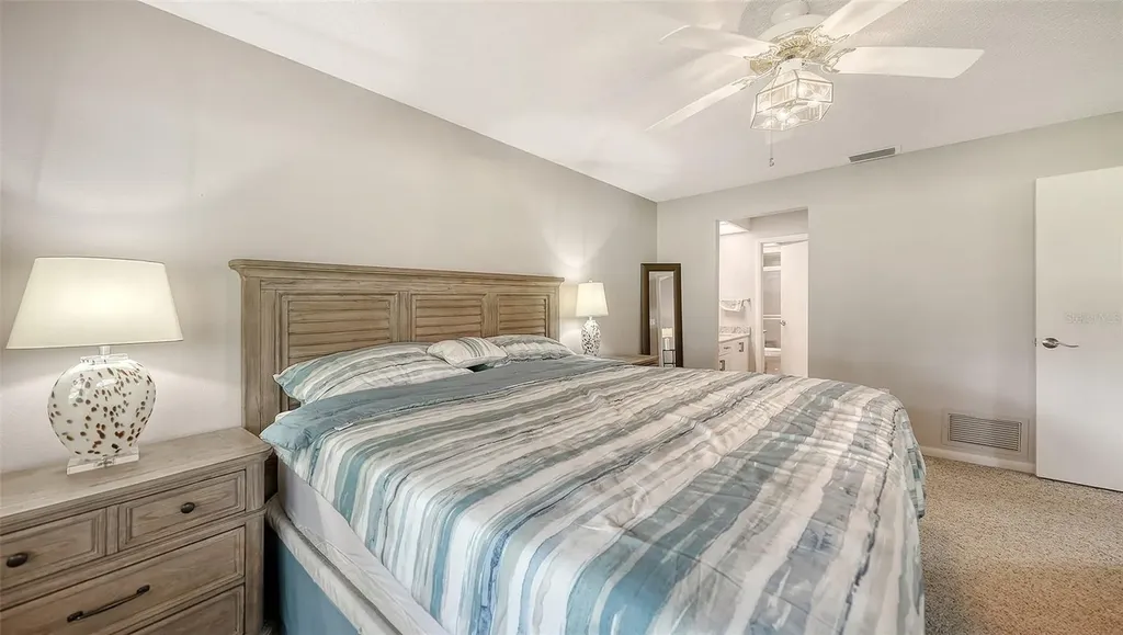 4581 Kingsmere Sarasota FL 34235