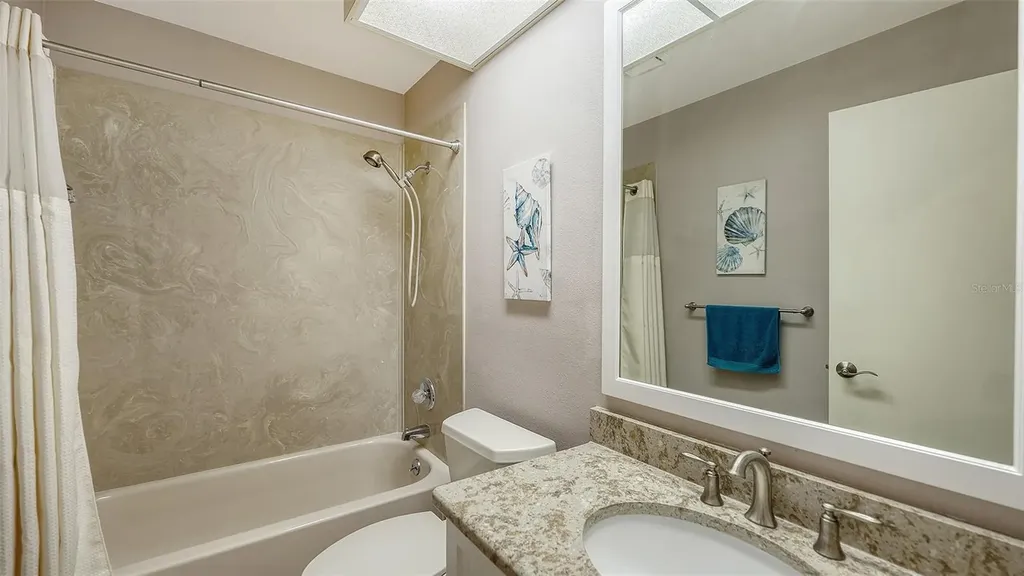 4581 Kingsmere Sarasota FL 34235