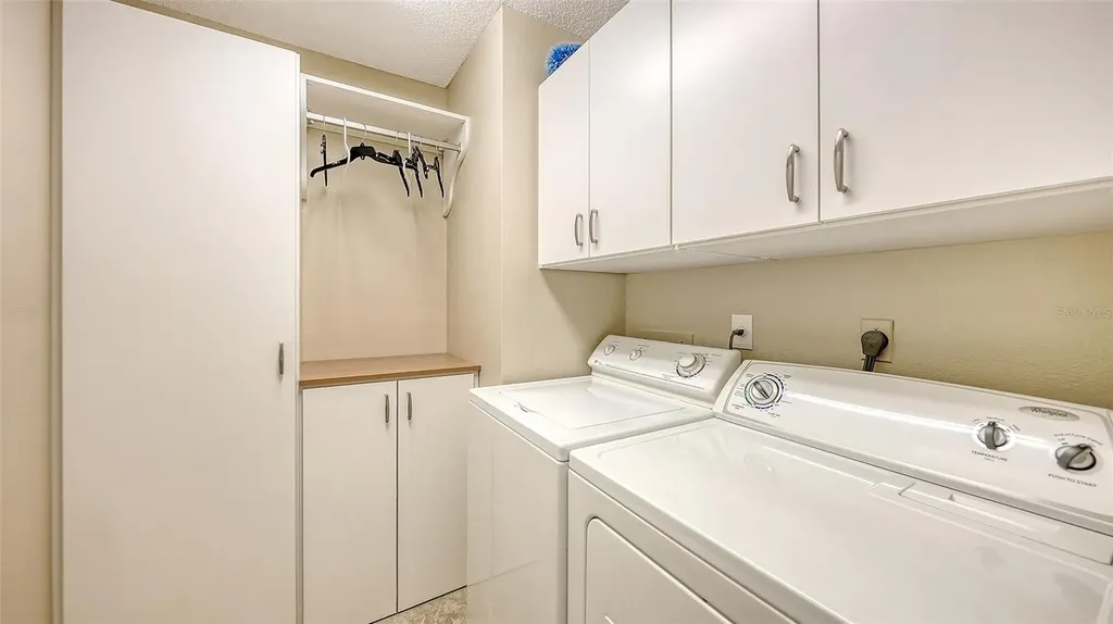 4581 Kingsmere Sarasota FL 34235