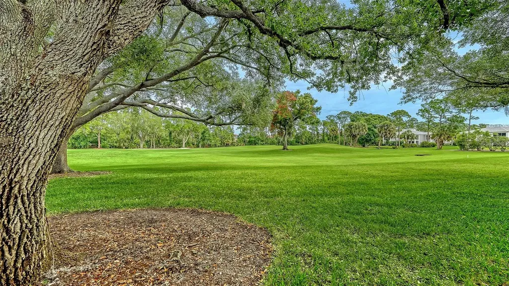 4581 Kingsmere Sarasota FL 34235