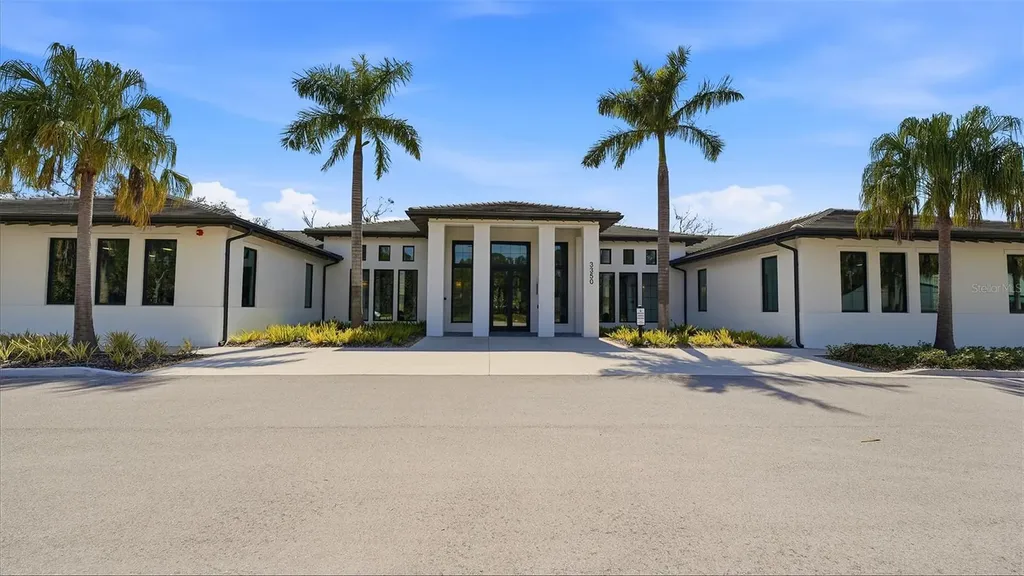 4581 Kingsmere Sarasota FL 34235