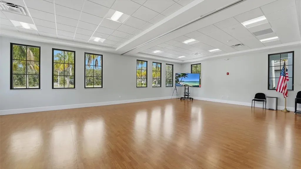 4581 Kingsmere Sarasota FL 34235