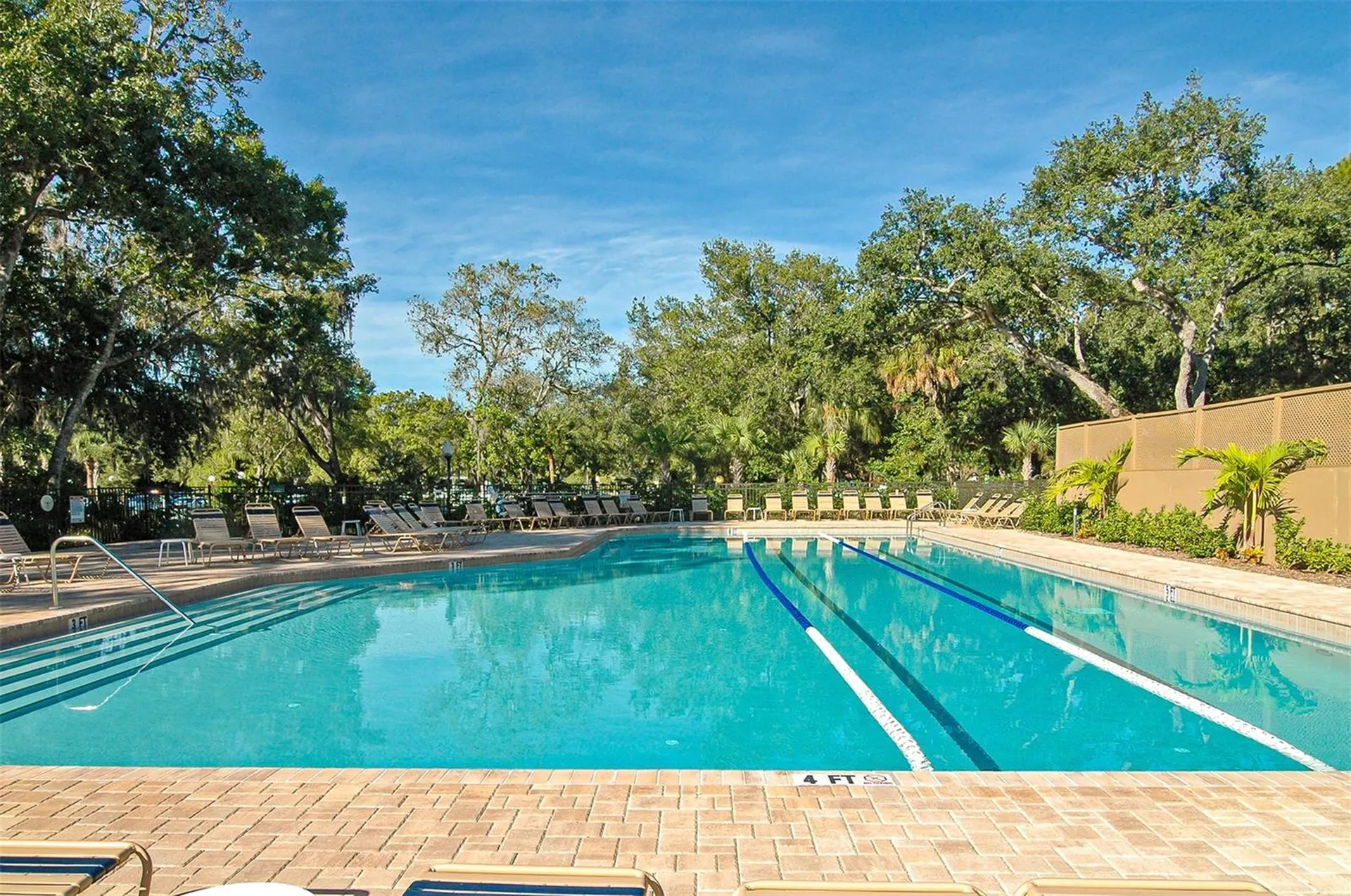 4581 Kingsmere Sarasota FL 34235