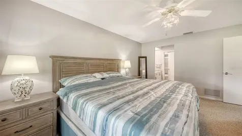 4581 Kingsmere Sarasota FL 34235