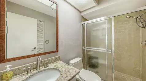 4581 Kingsmere Sarasota FL 34235