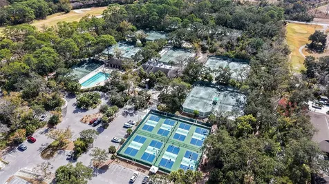 4581 Kingsmere Sarasota FL 34235