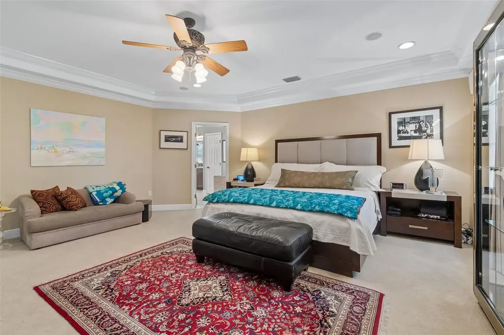3213 W Wyoming Avenue Tampa FL 33611