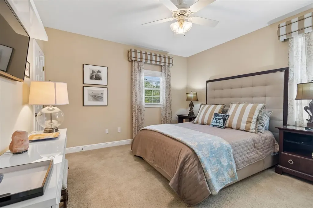 3213 W Wyoming Avenue Tampa FL 33611