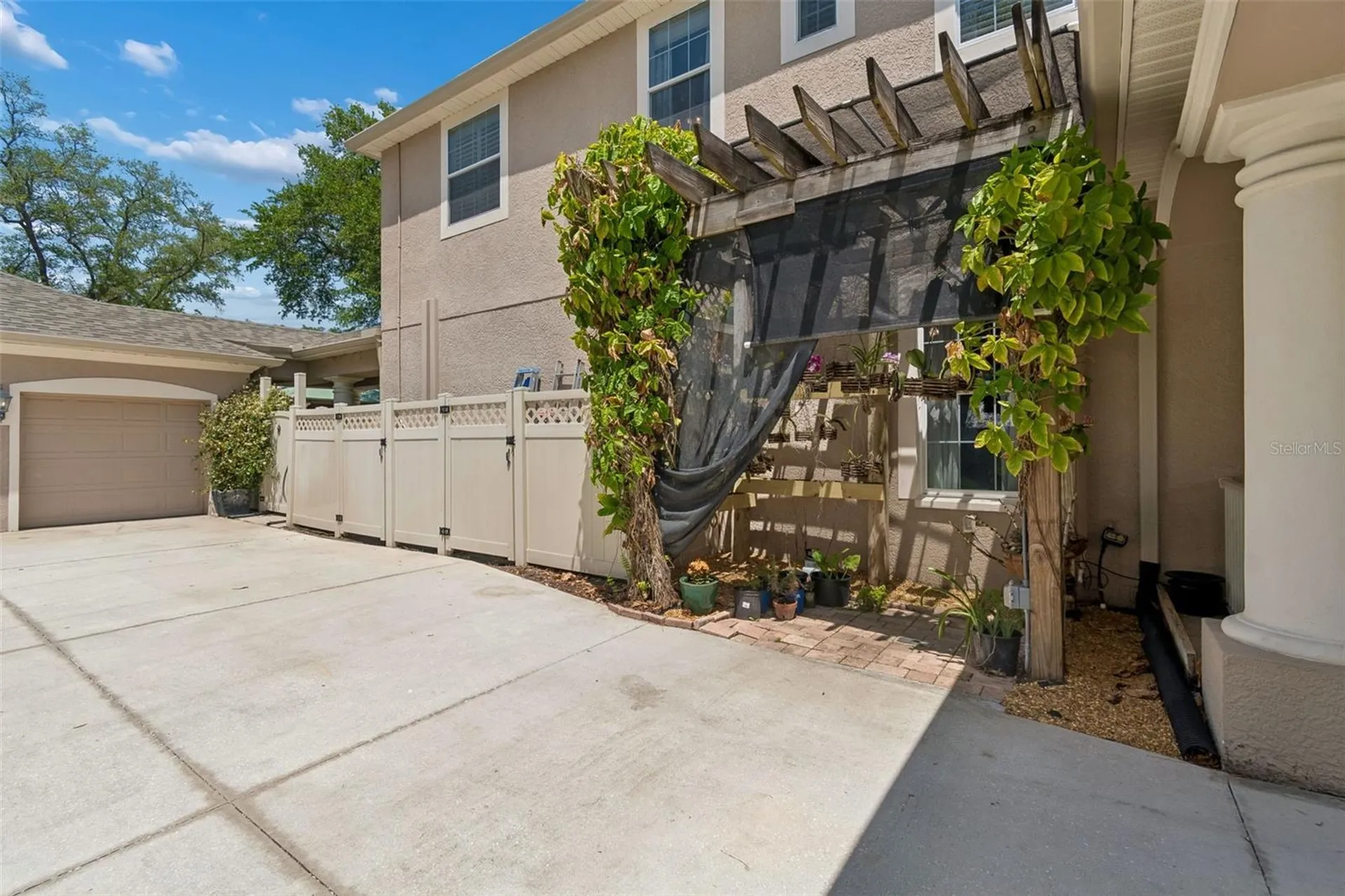3213 W Wyoming Avenue Tampa FL 33611