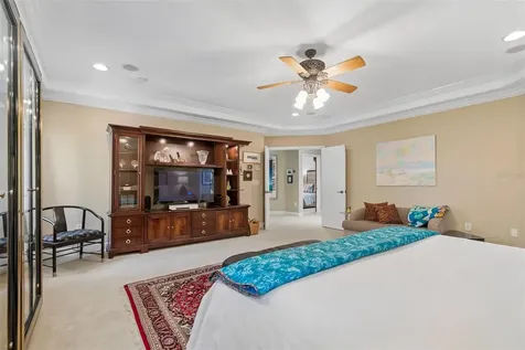 3213 W Wyoming Avenue Tampa FL 33611