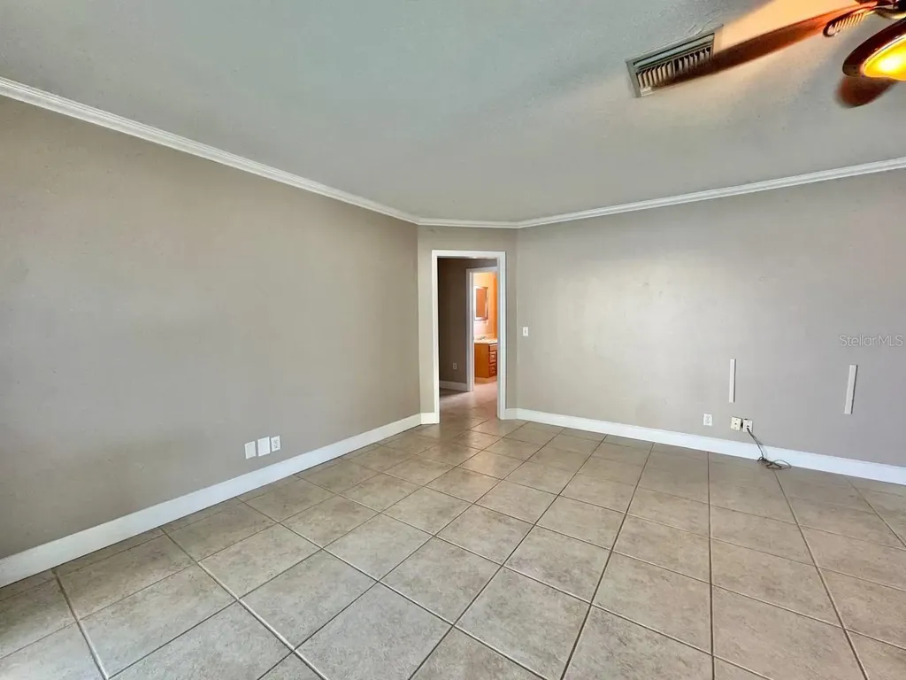 6316 Lake Sunrise Drive Apollo Beach FL 33572