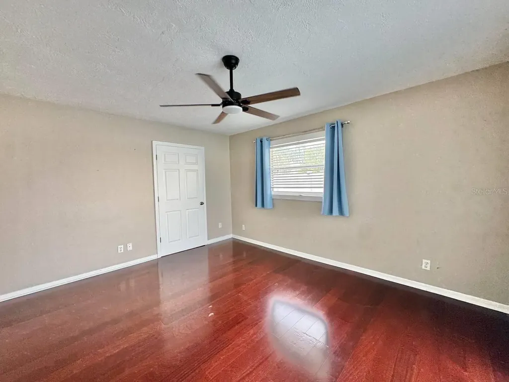 6316 Lake Sunrise Drive Apollo Beach FL 33572
