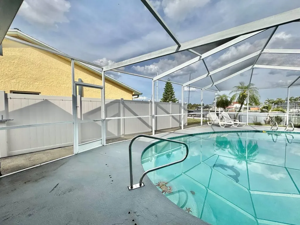 6316 Lake Sunrise Drive Apollo Beach FL 33572