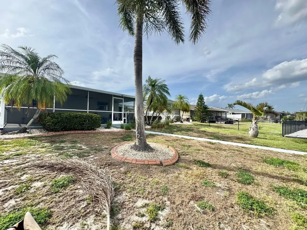 6316 Lake Sunrise Drive Apollo Beach FL 33572
