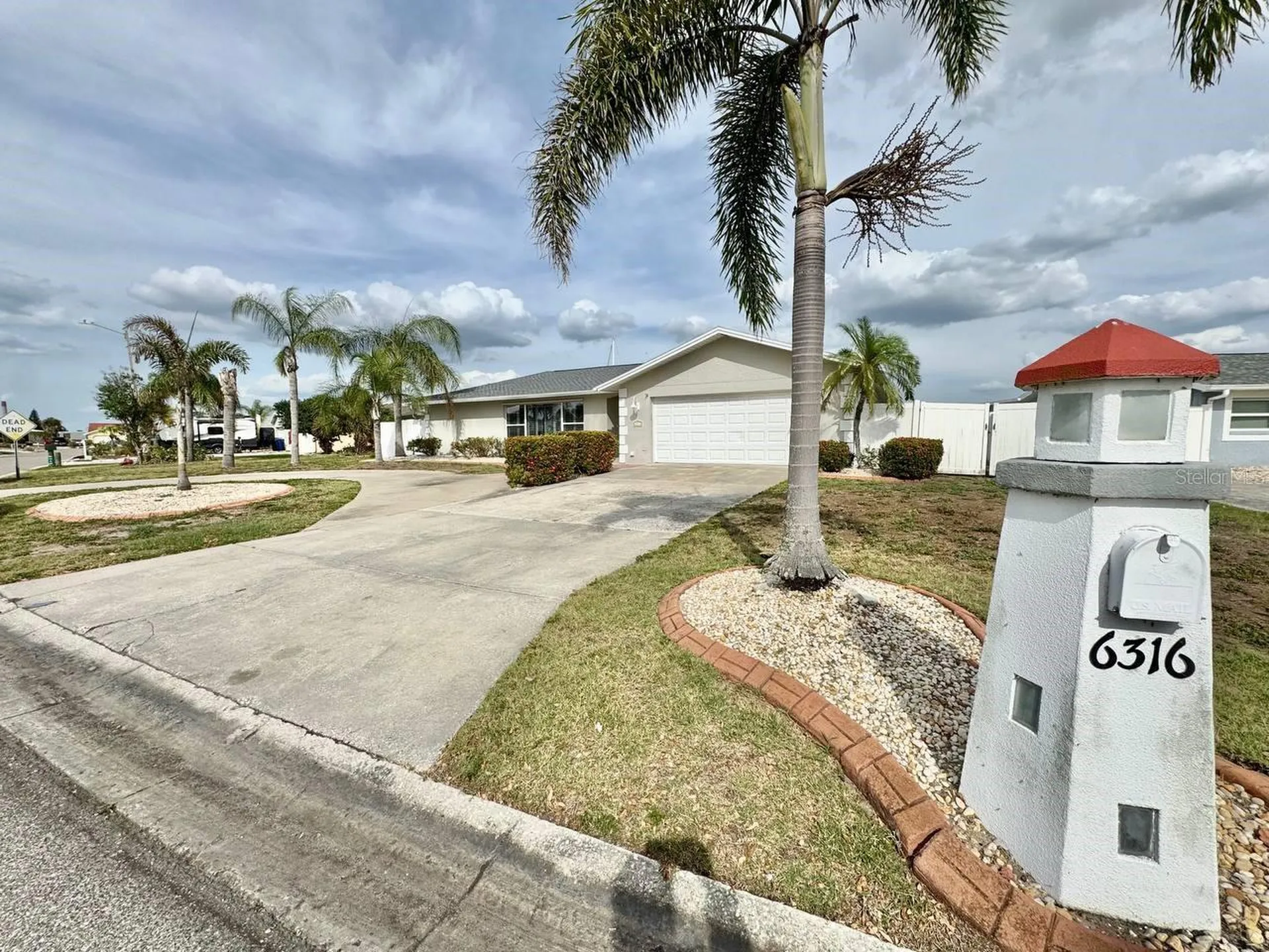 6316 Lake Sunrise Drive Apollo Beach FL 33572