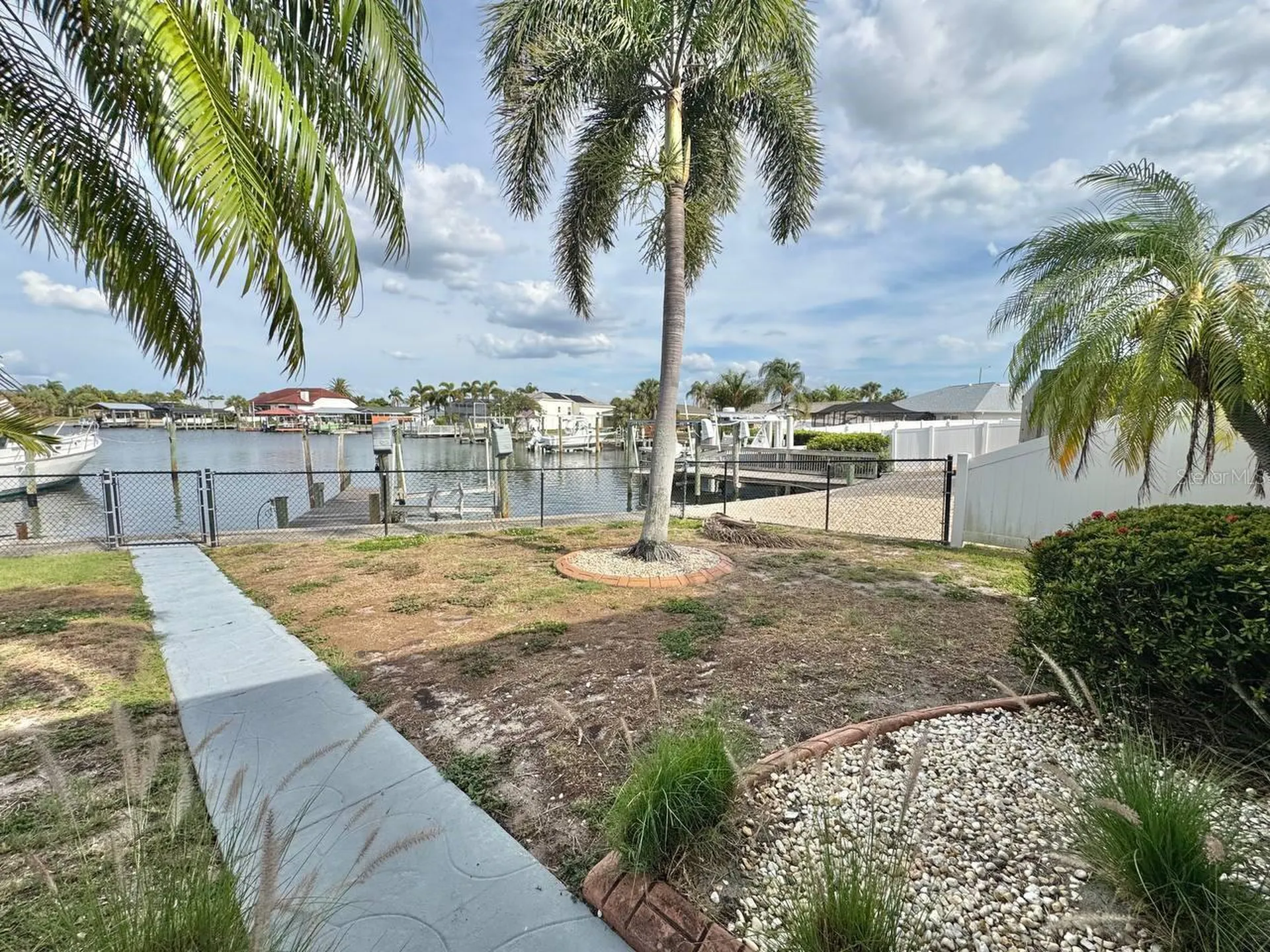 6316 Lake Sunrise Drive Apollo Beach FL 33572