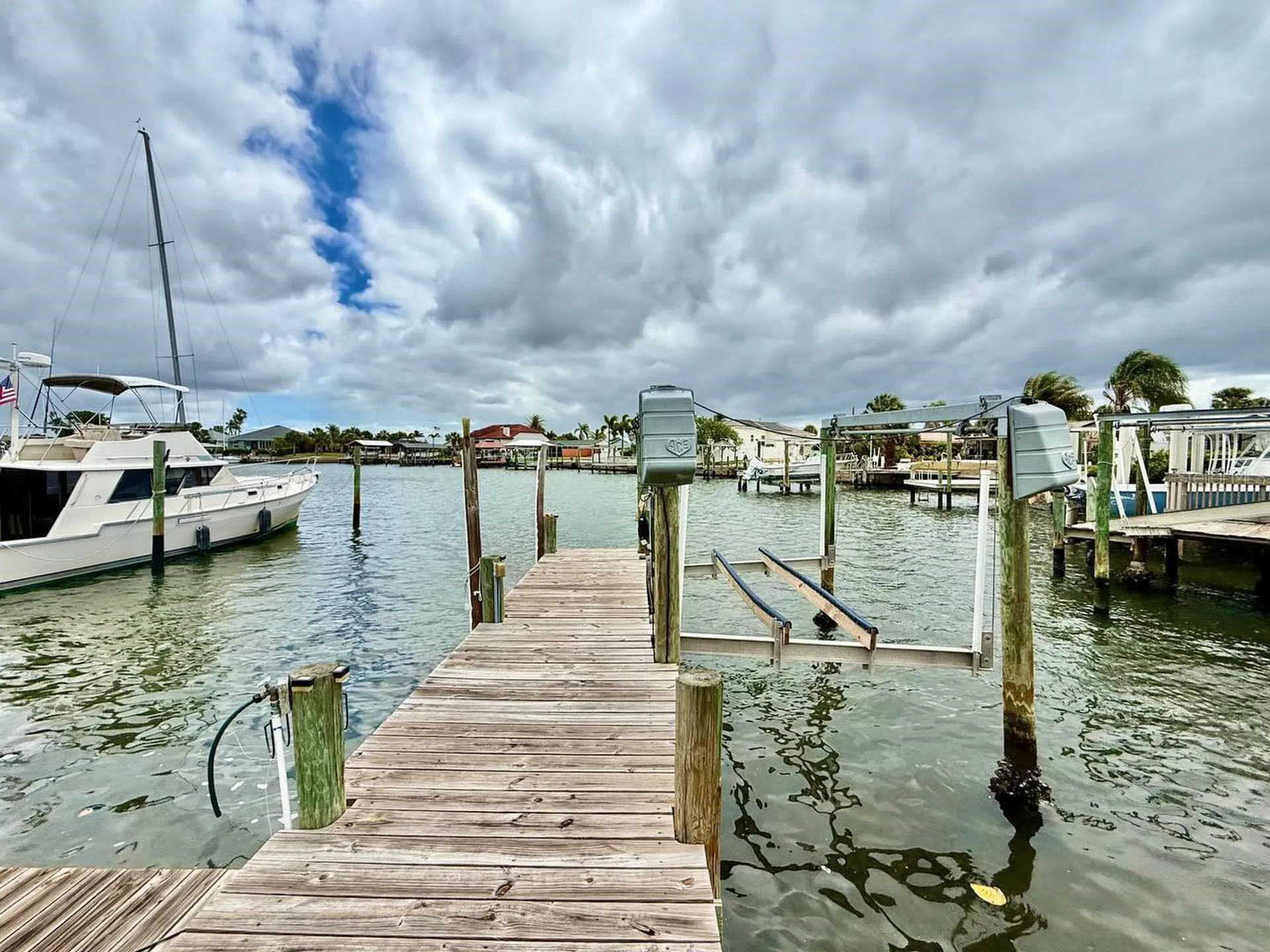 6316 Lake Sunrise Drive Apollo Beach FL 33572