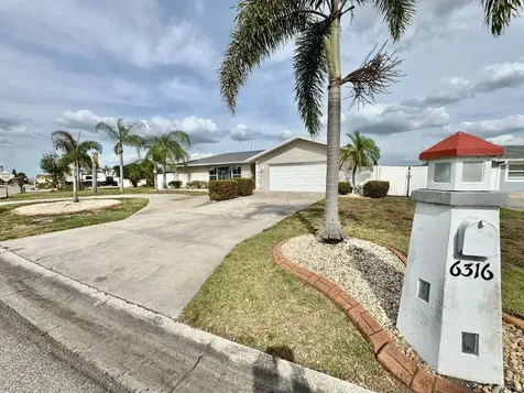 6316 Lake Sunrise Drive Apollo Beach FL 33572