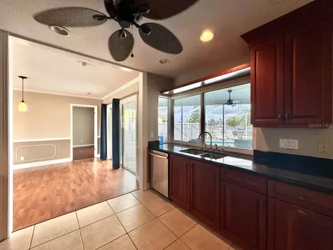 6316 Lake Sunrise Drive Apollo Beach FL 33572