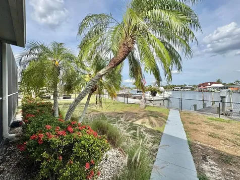 6316 Lake Sunrise Drive Apollo Beach FL 33572