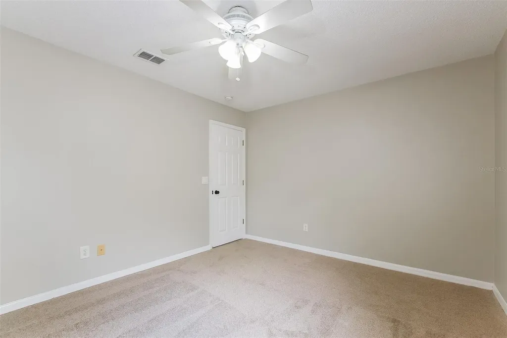 2043 Hammock Moss Drive Orlando FL 32820