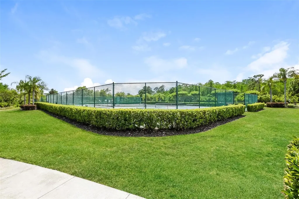 2043 Hammock Moss Drive Orlando FL 32820
