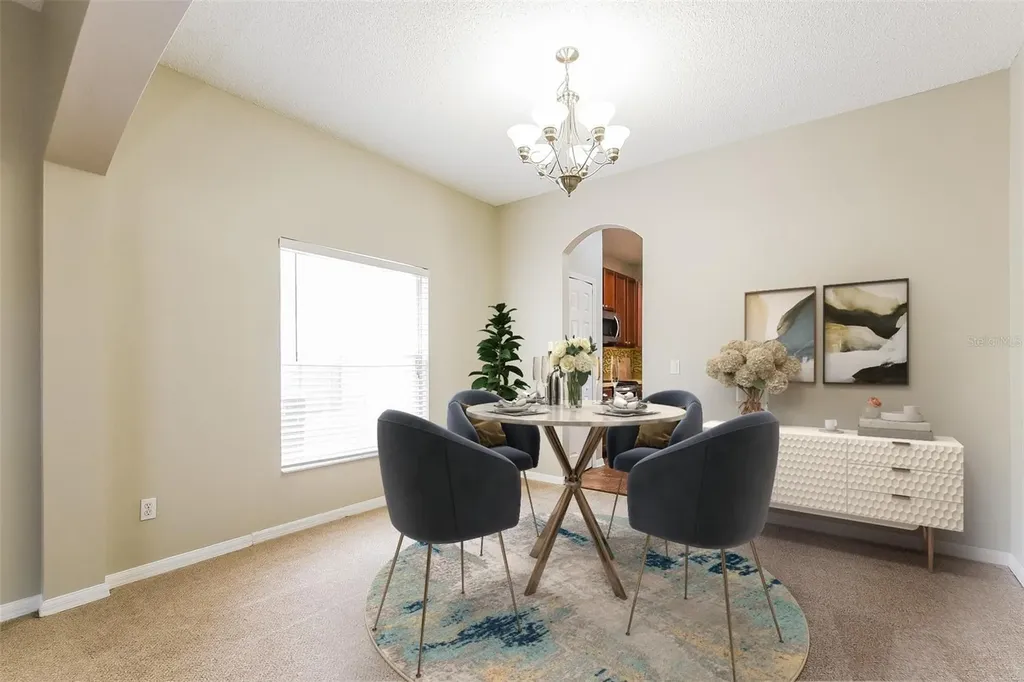 2043 Hammock Moss Drive Orlando FL 32820