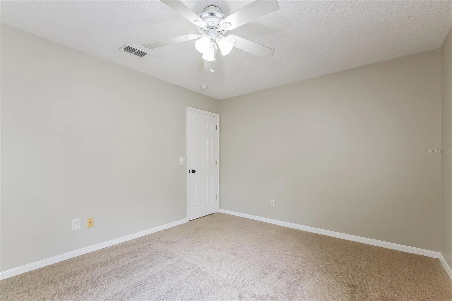 2043 Hammock Moss Drive Orlando FL 32820