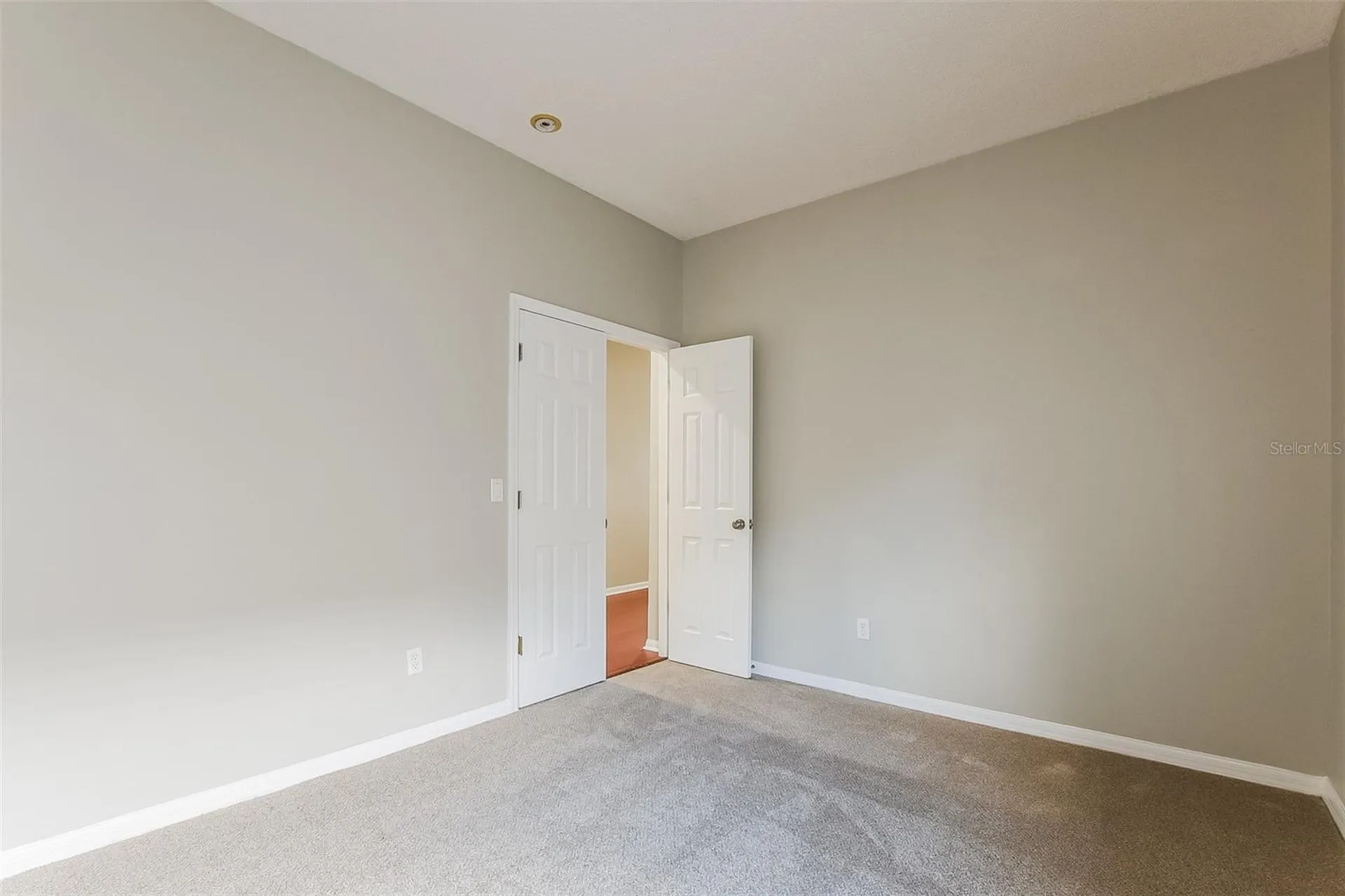 2043 Hammock Moss Drive Orlando FL 32820