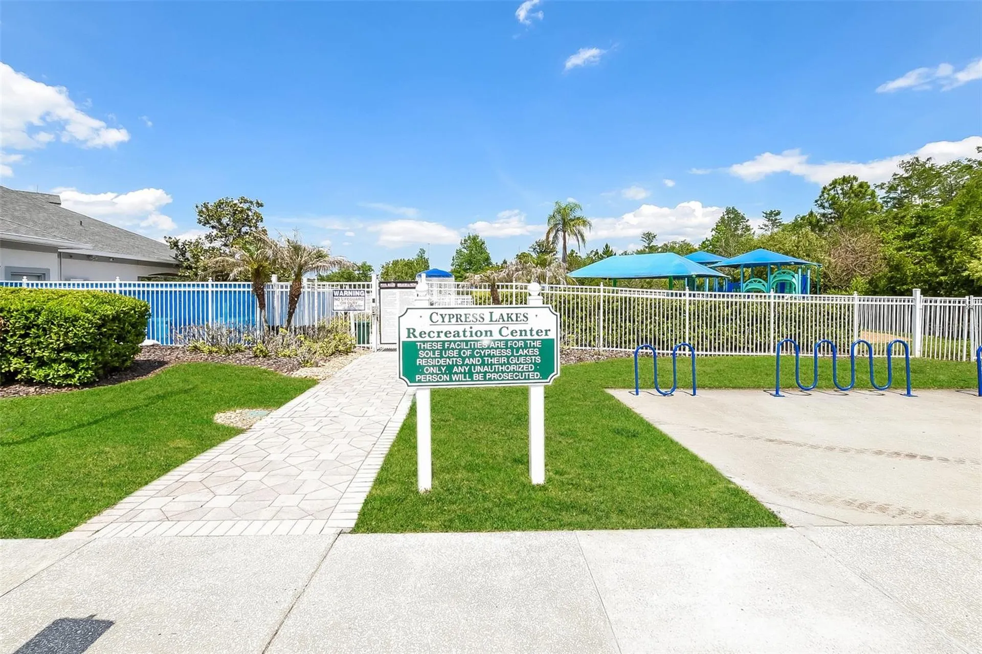 2043 Hammock Moss Drive Orlando FL 32820