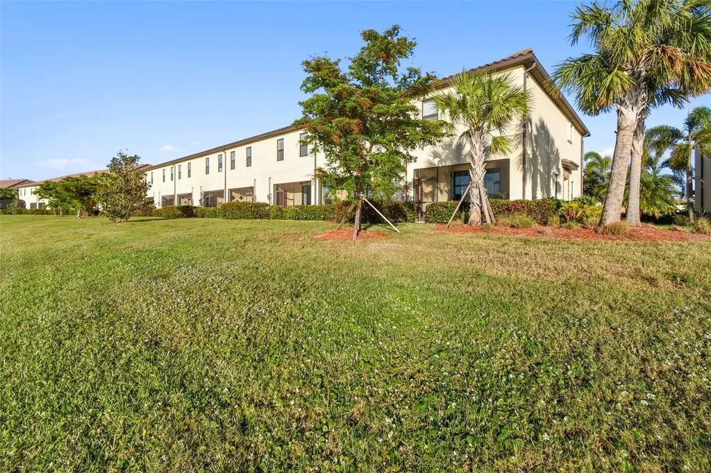 20252 Lagente Circle Venice FL 34293