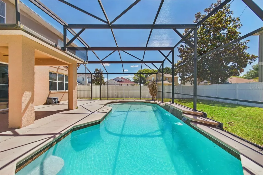 11932 Old Glory Drive Orlando FL 32837