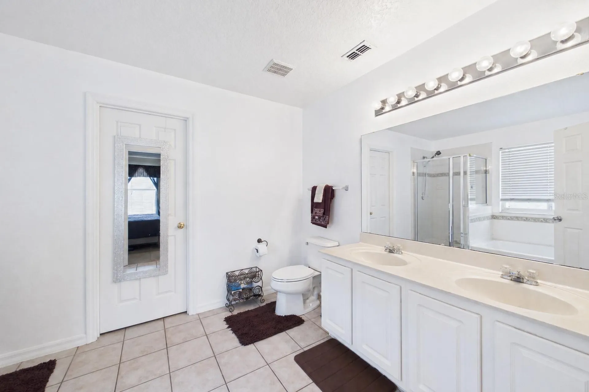 11932 Old Glory Drive Orlando FL 32837