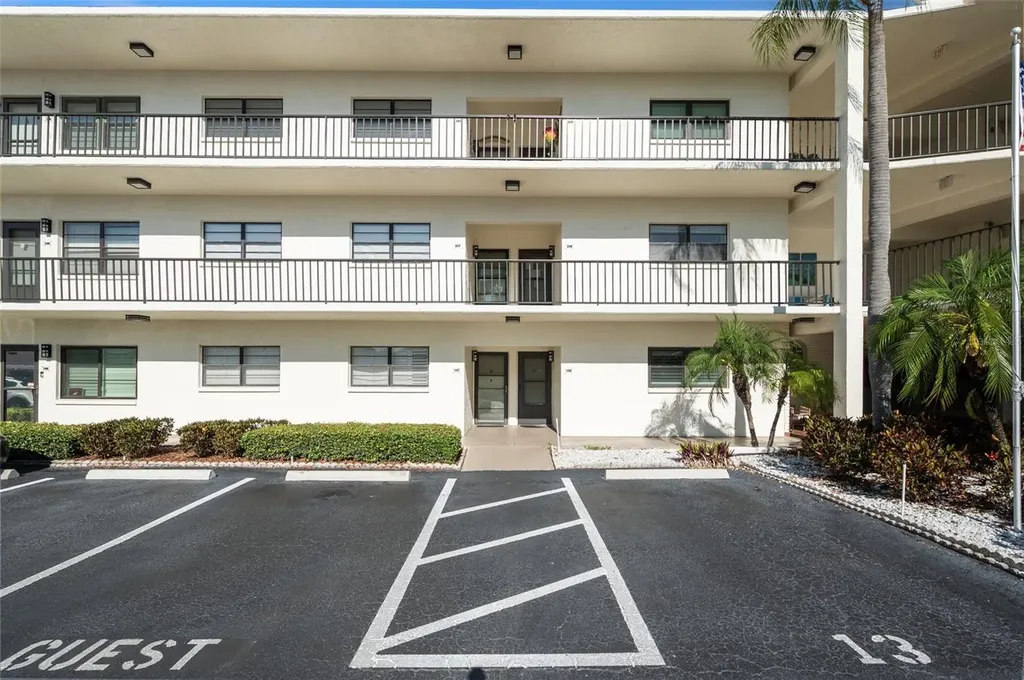 5980 Terrace Park Drive N St Petersburg FL 33709
