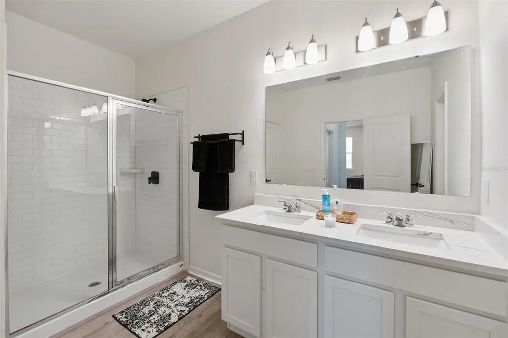 2429 Begonia Street Mascotte FL 34753