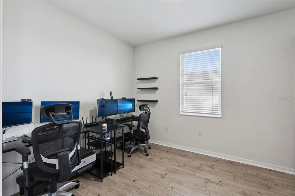 2429 Begonia Street Mascotte FL 34753