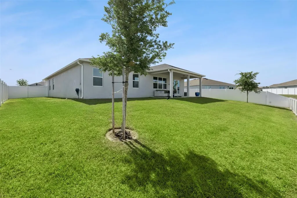 2429 Begonia Street Mascotte FL 34753